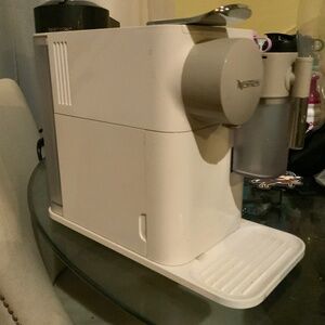 Nespresso Latissima One by De' Longhi-Shadow White